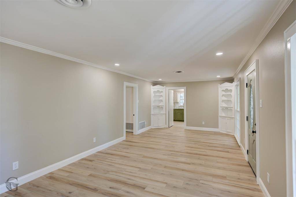 Bossier City, LA 71112,112 Y Jean Street