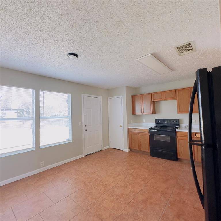 Dallas, TX 75217,1414 Hardned Lane