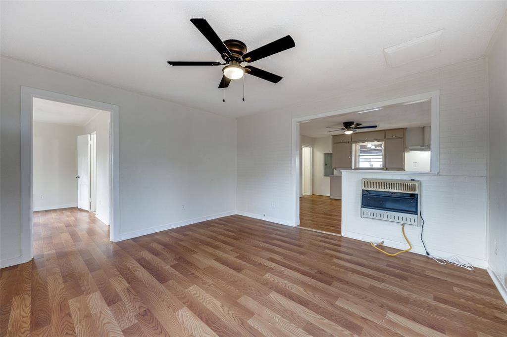 Howe, TX 75459,512 Branch Street