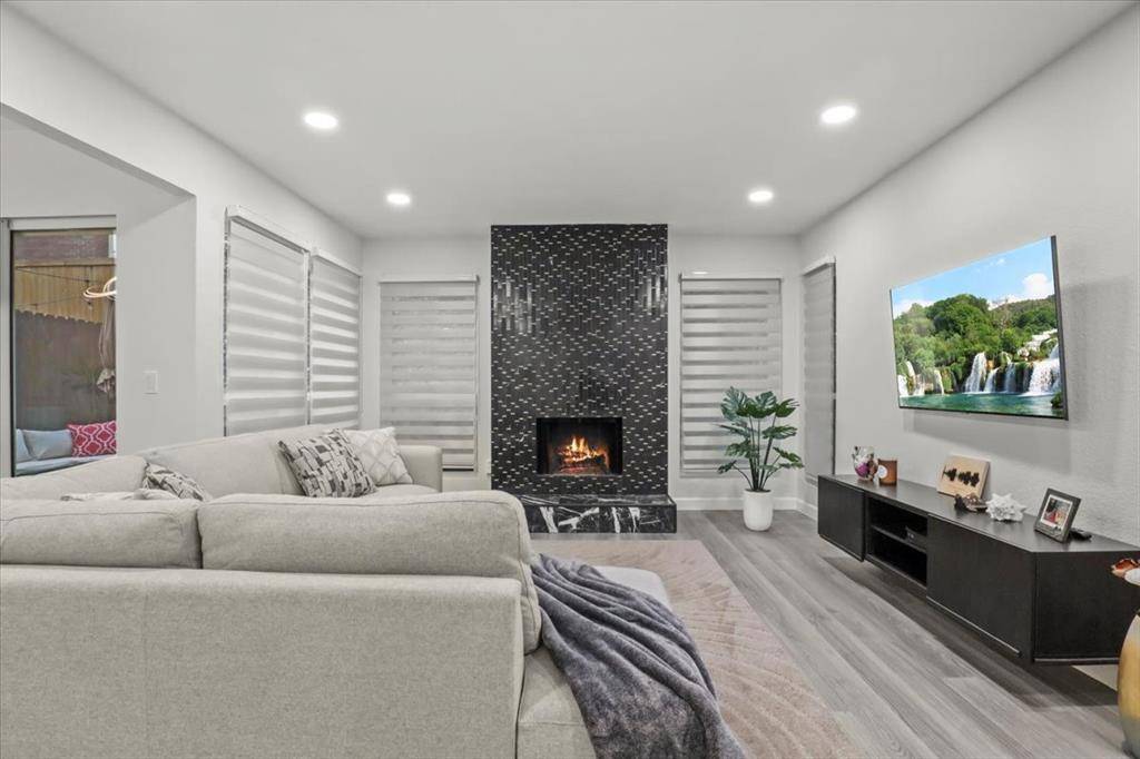 Grapevine, TX 76051,1916 Shorewood Drive