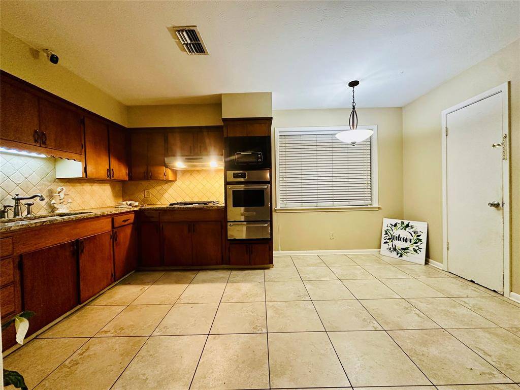 Shreveport, LA 71118,9080 Hawthorne Drive