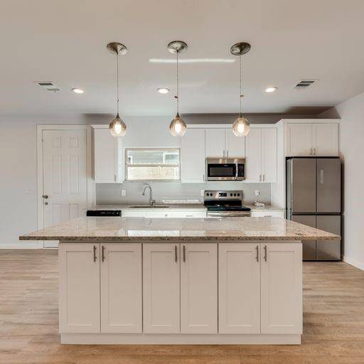 Dallas, TX 75210,4337 Canal Street