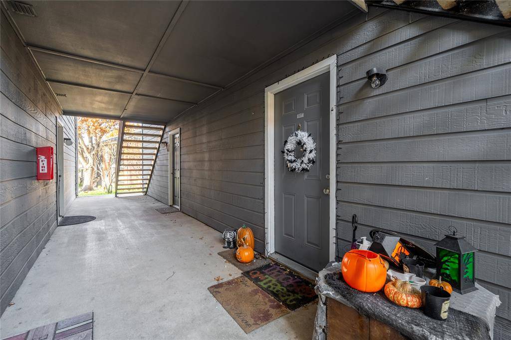 Dallas, TX 75252,18333 Roehampton Drive #1117