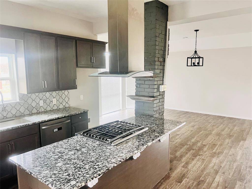 Oak Ridge, TX 75142,5507 N State Highway 34