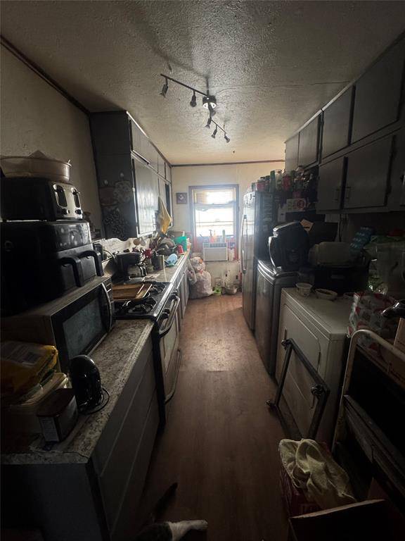 Arlington, TX 76010,1104 E Lovers Lane