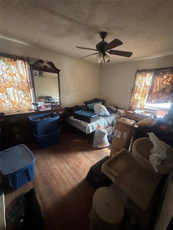 Arlington, TX 76010,1104 E Lovers Lane