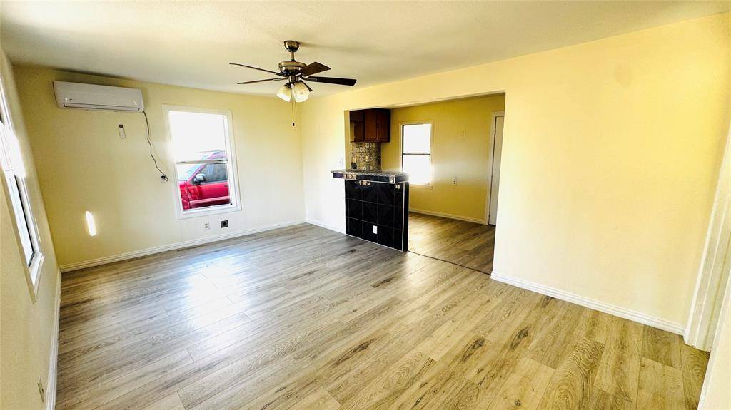 Fort Worth, TX 76110,3297 Todd Avenue