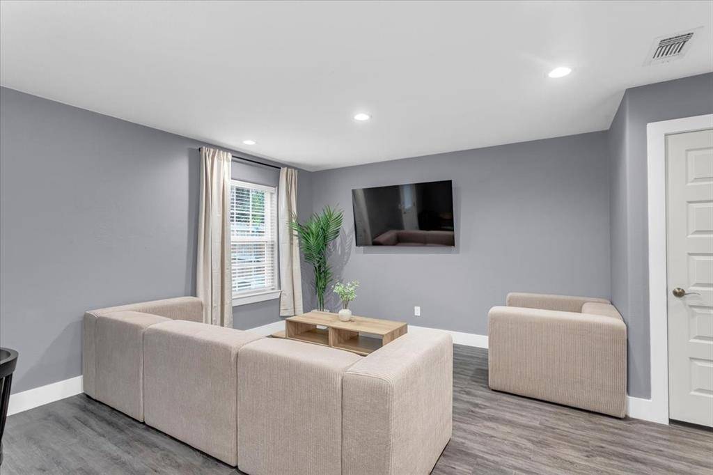 Denison, TX 75021,312 E Day Street