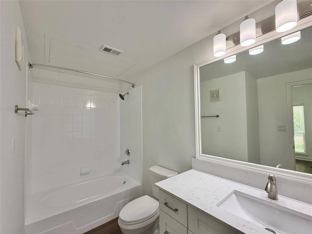 The Colony, TX 75056,6740 Windhaven Parkway #6027