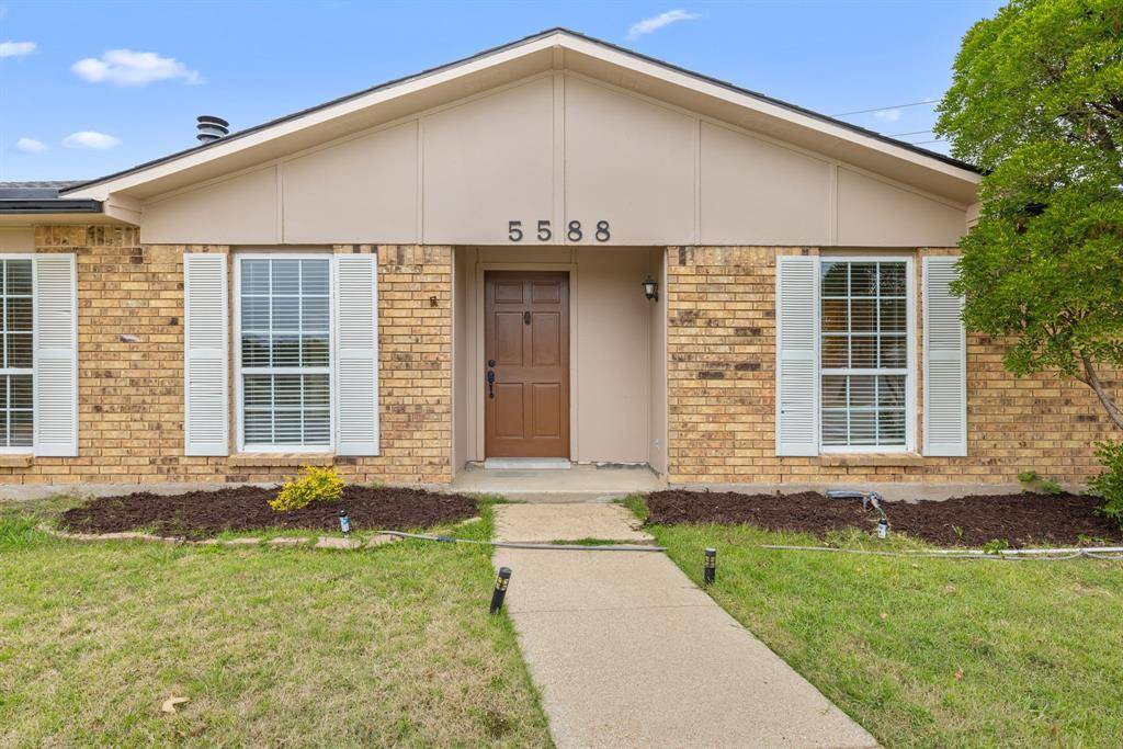 The Colony, TX 75056,5588 Squires Drive