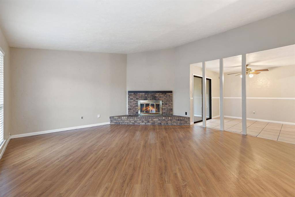 The Colony, TX 75056,5588 Squires Drive