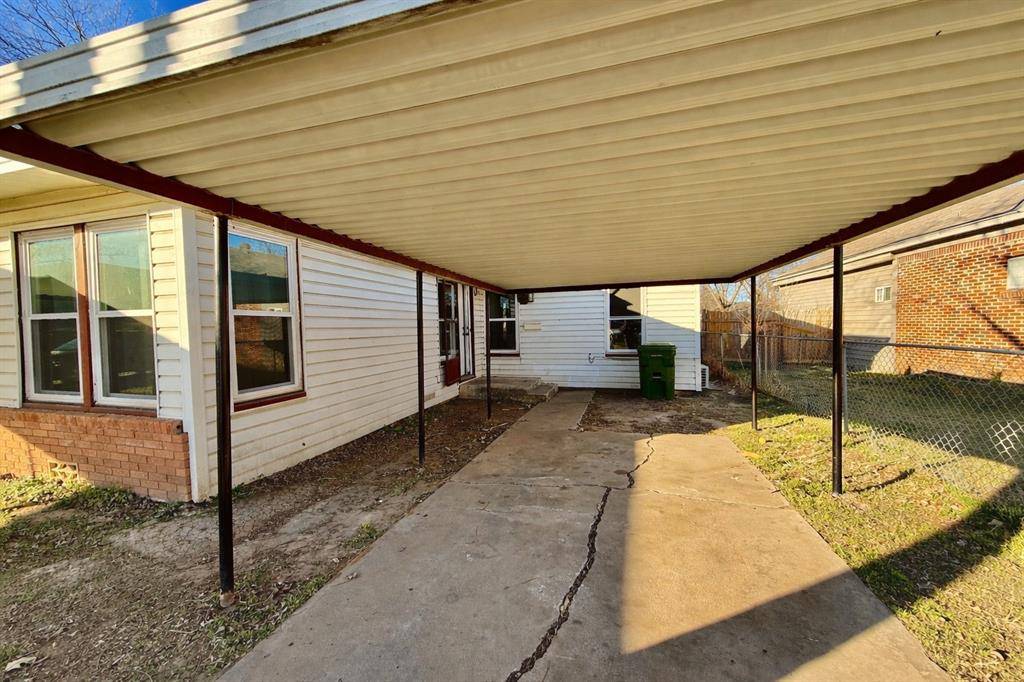 Mineral Wells, TX 76067,815 SE 18th Street #C