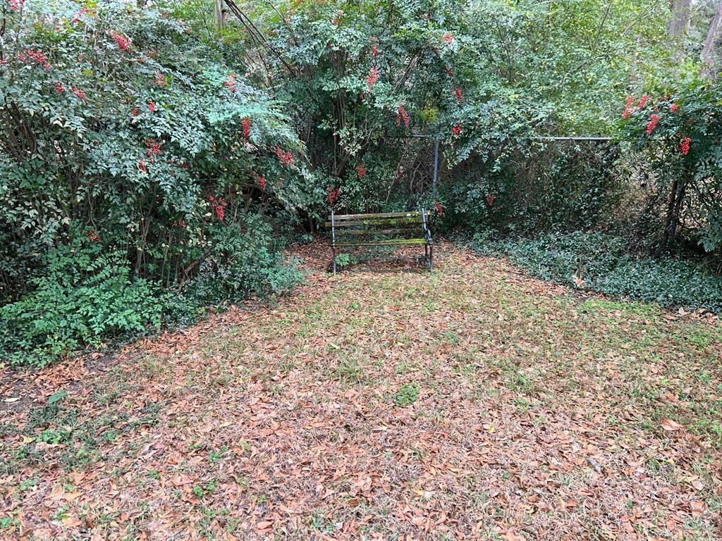 Shreveport, LA 71106,605 Erie Street