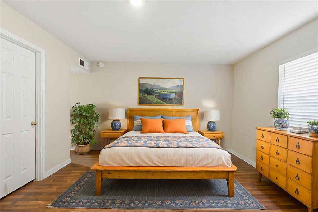 Fort Worth, TX 76112,7717 Bermejo Road #1