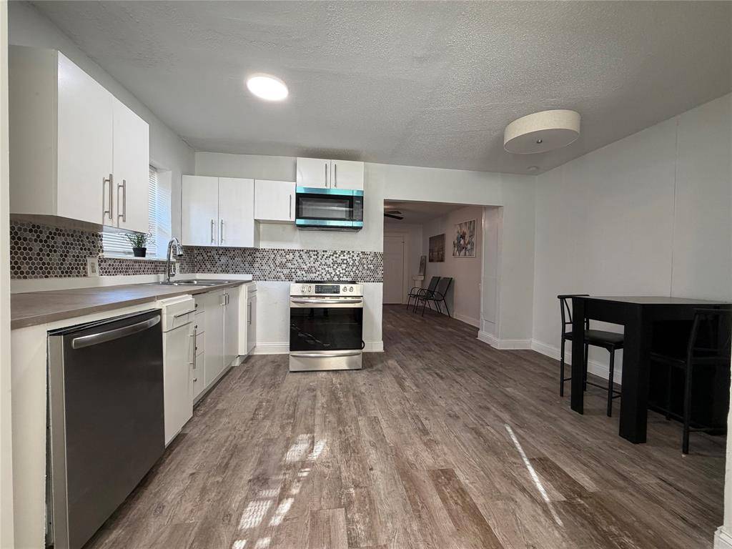 Dallas, TX 75216,222 E Woodin Boulevard