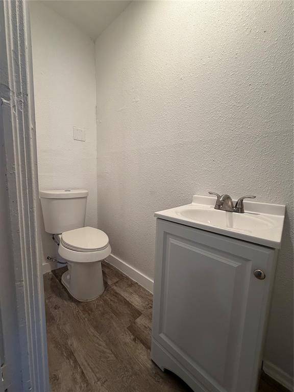 Dallas, TX 75216,222 E Woodin Boulevard