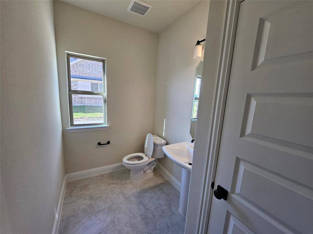 Trenton, TX 75490,264 Redwood Circle