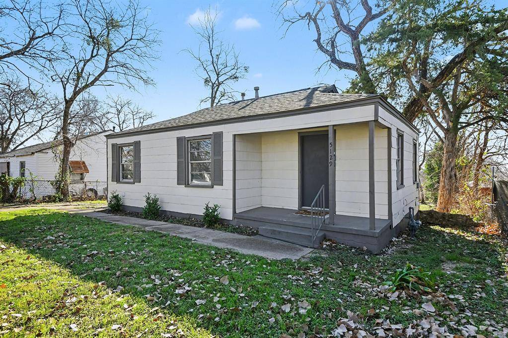 River Oaks, TX 76114,5129 Penrod Court