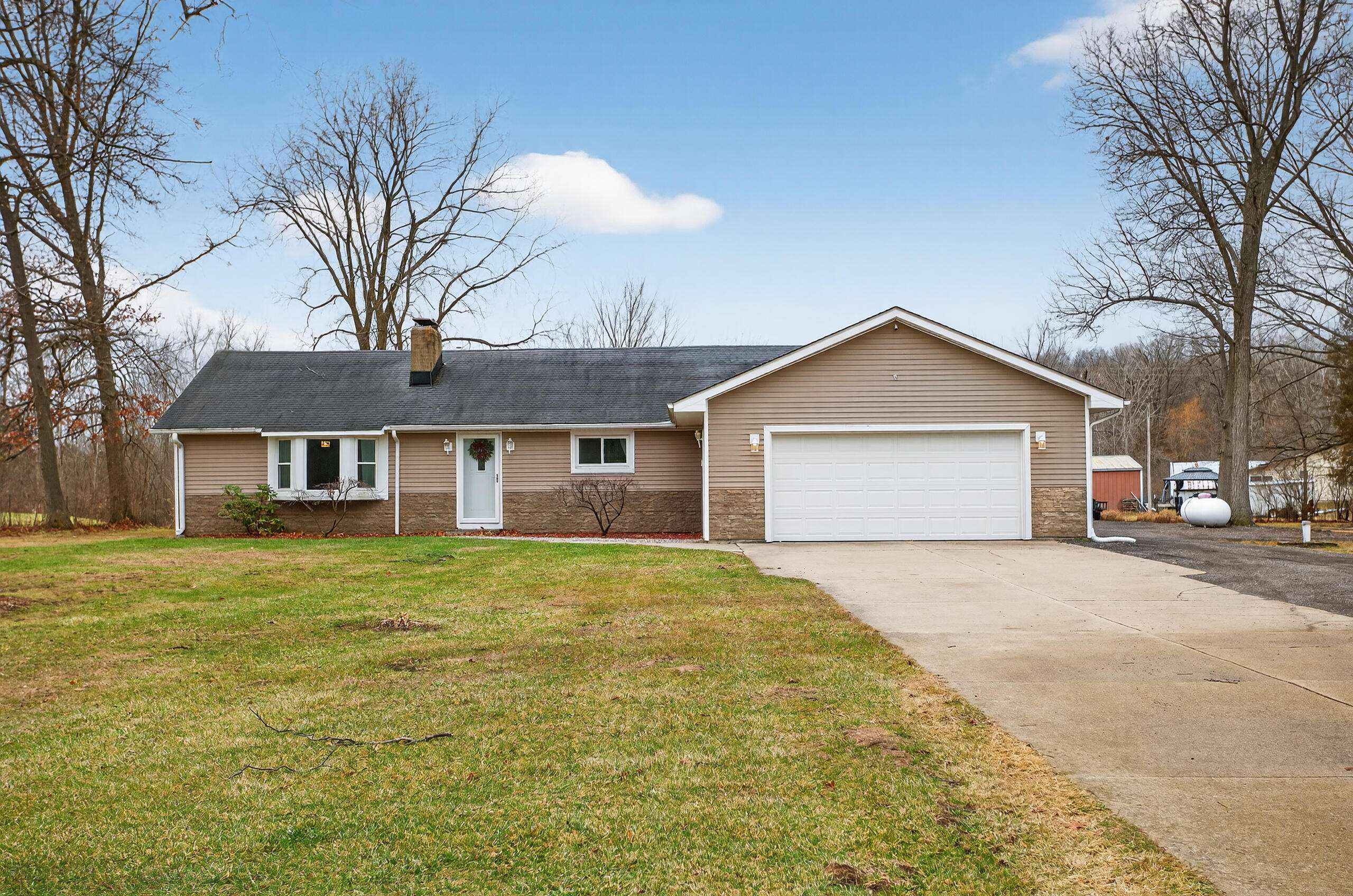 Jackson, MI 49201,5900 Benton RD