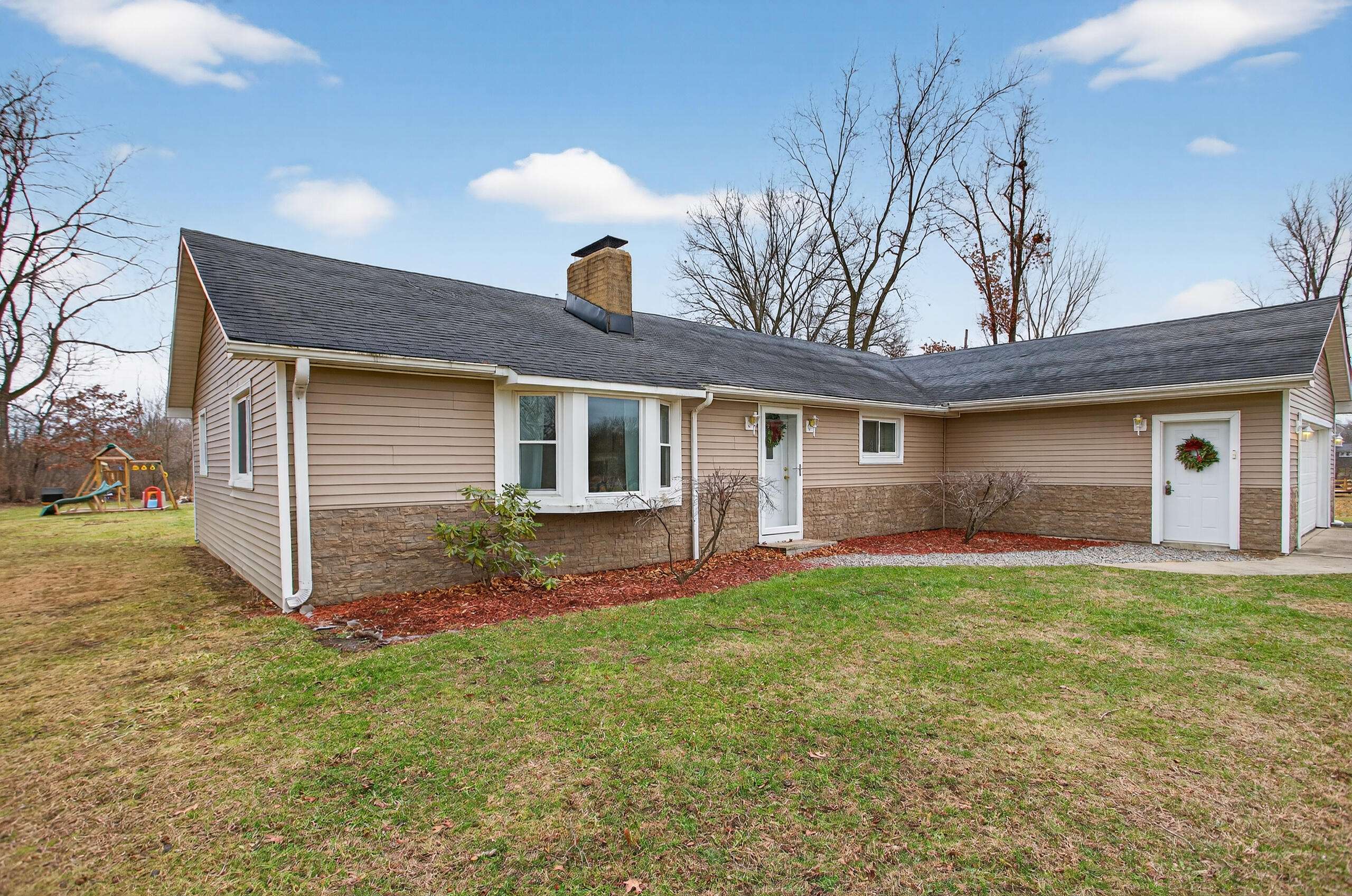 Jackson, MI 49201,5900 Benton RD