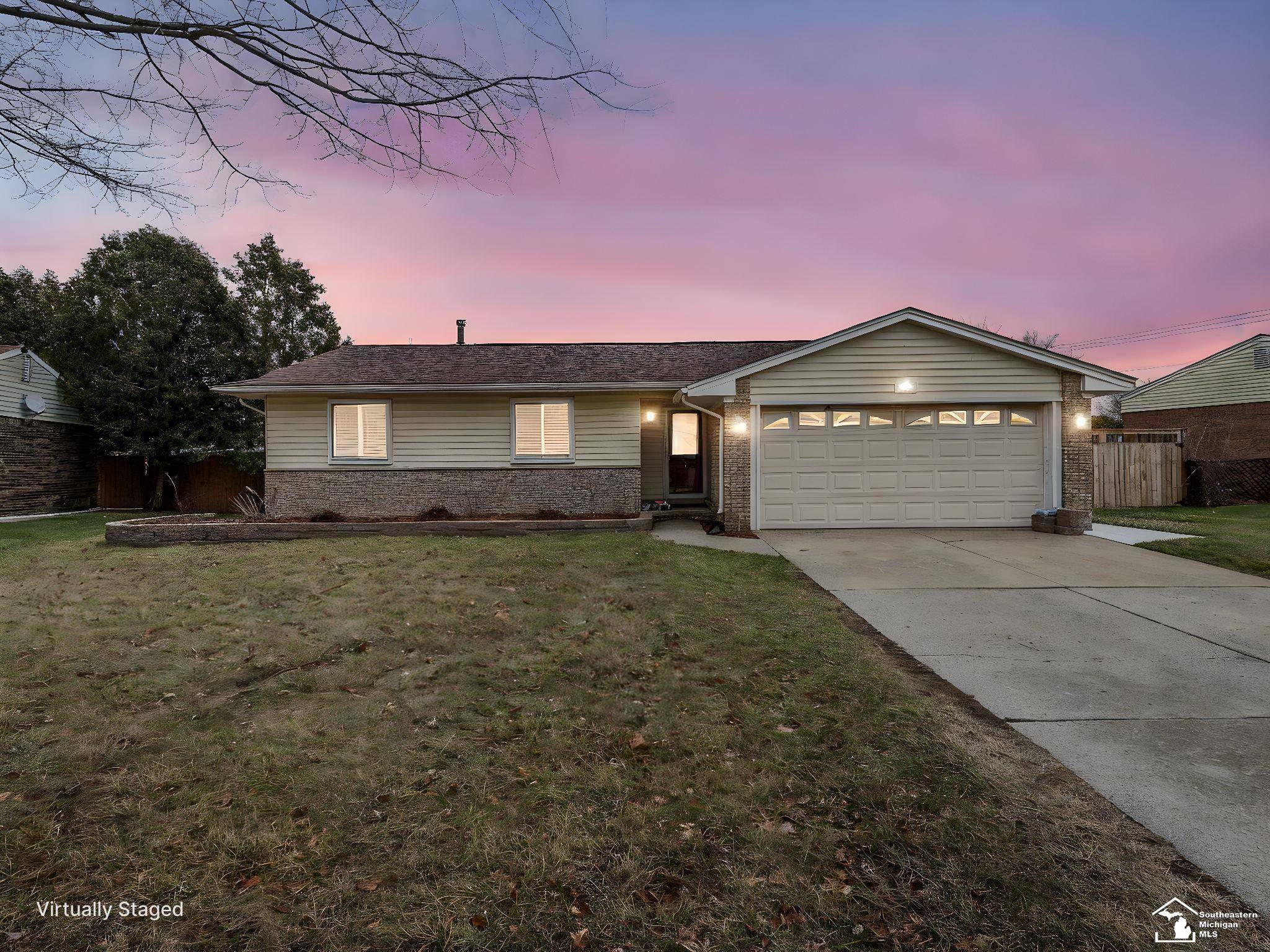 Brownstown, MI 48193,18153 Doncaster CT