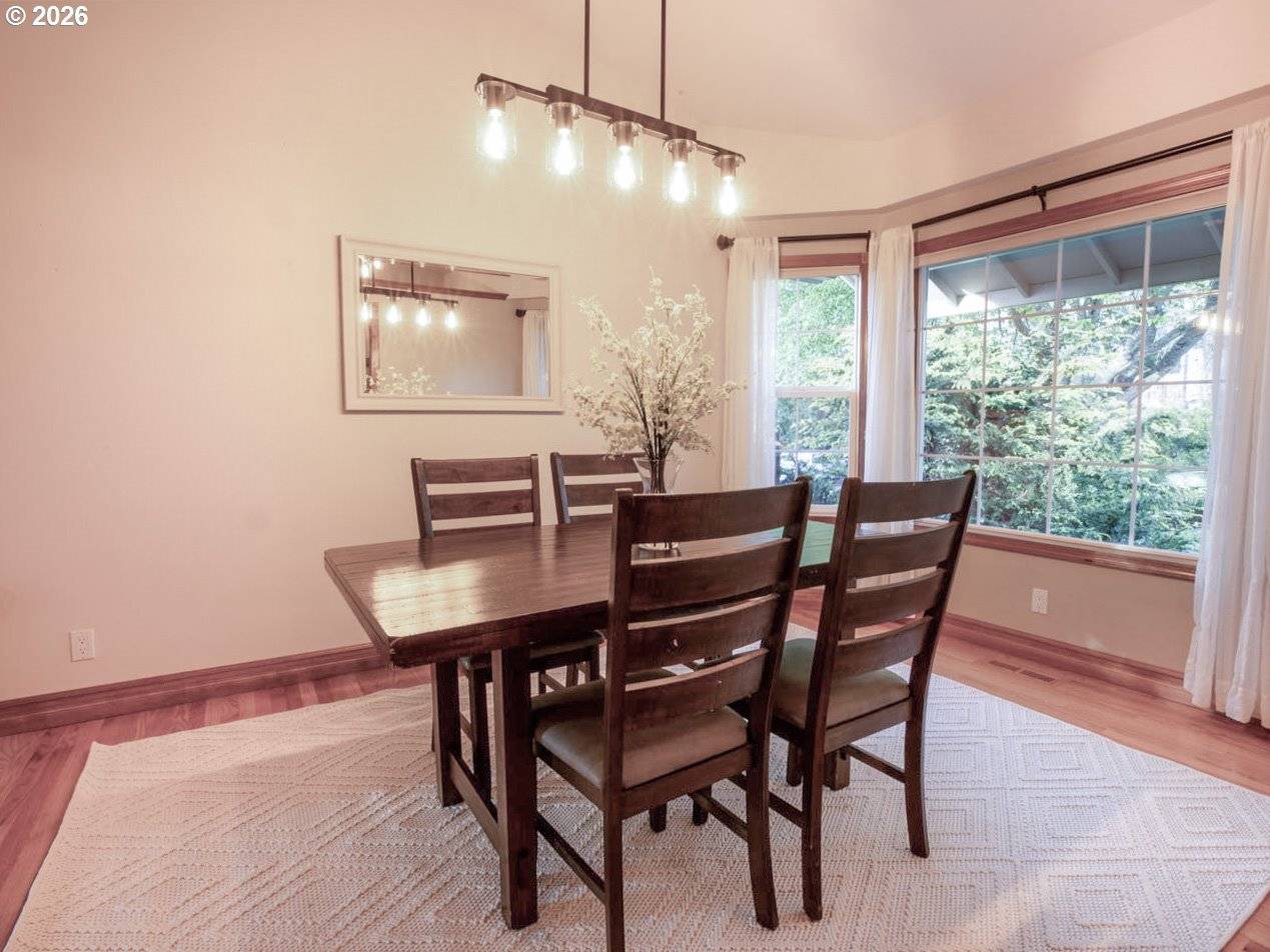 Eugene, OR 97405,2610 PARK FOREST DR