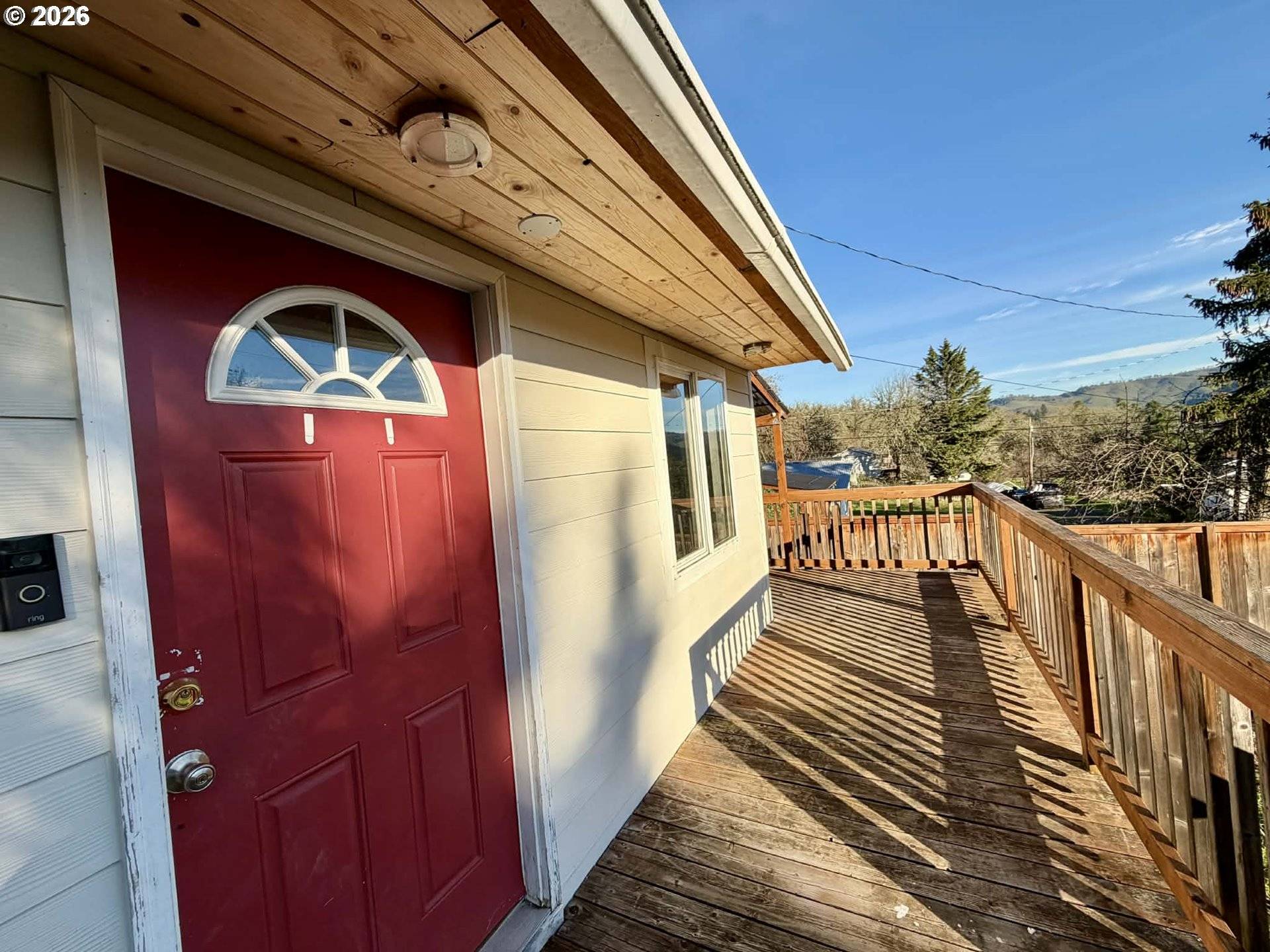 Roseburg, OR 97470,2056 NE OSWEGO AVE