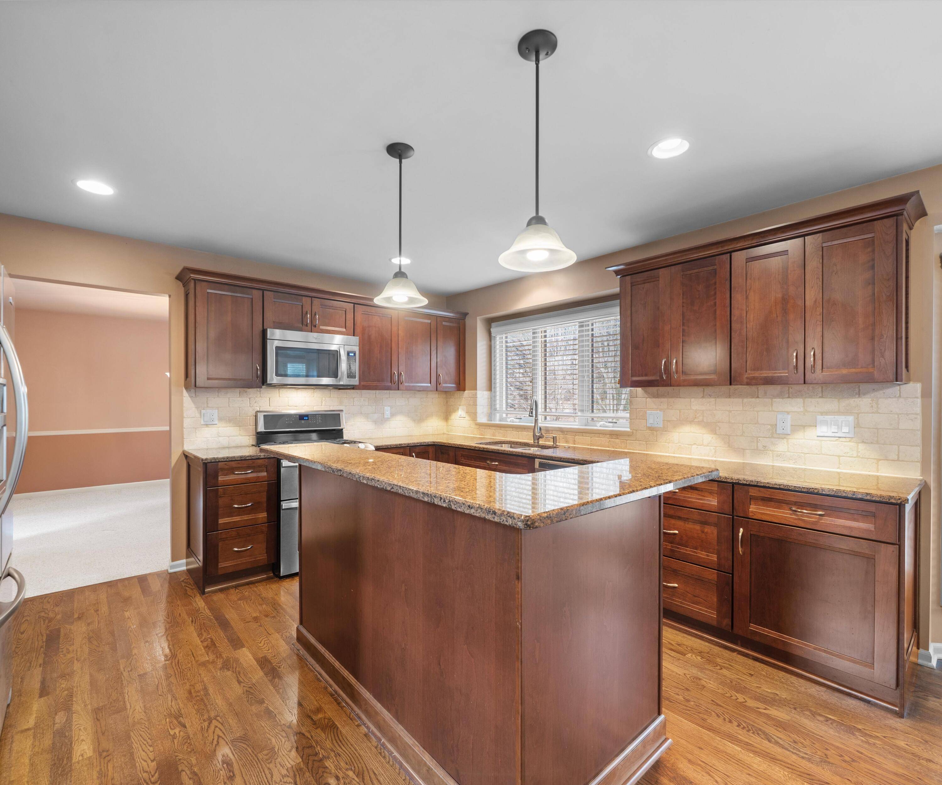 Saline, MI 48176,350 Huntington DR