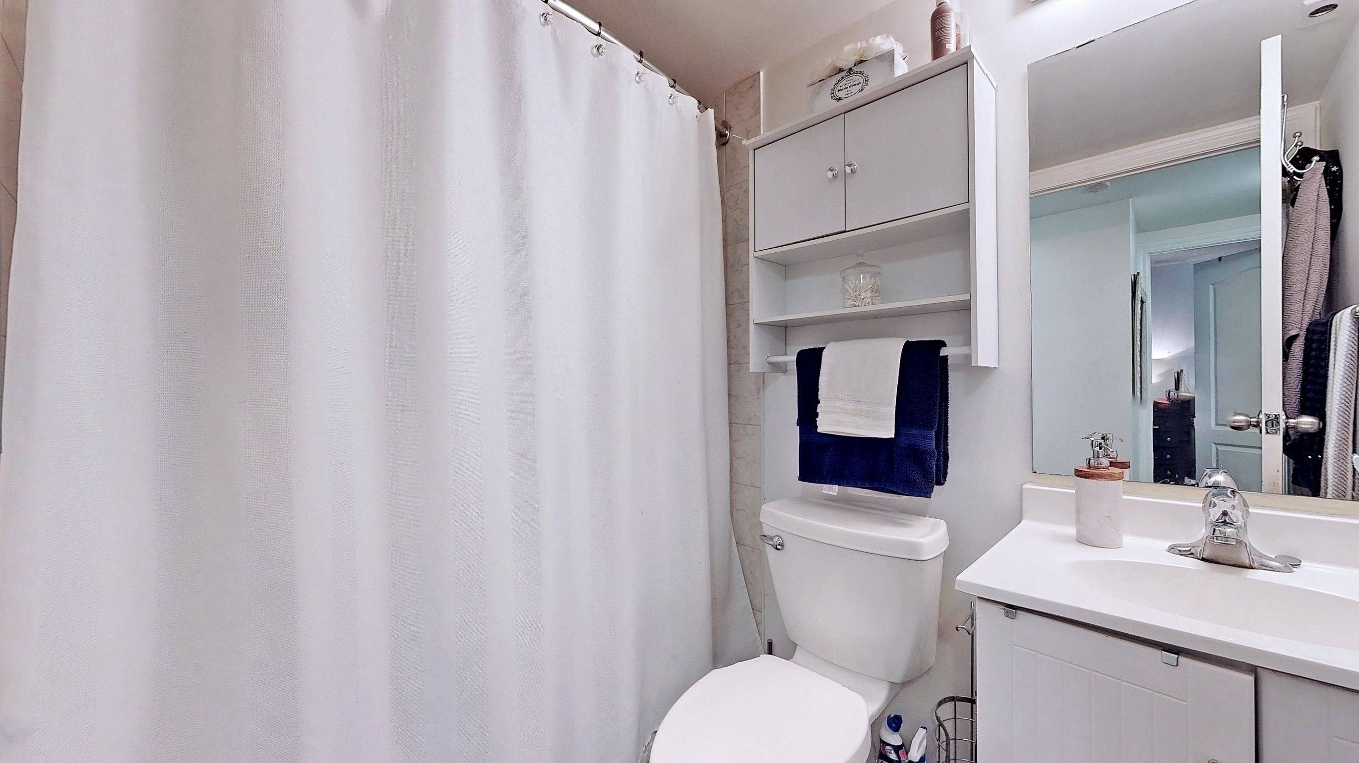 Toronto C01, ON M6J 3W9,3 Shank ST #303