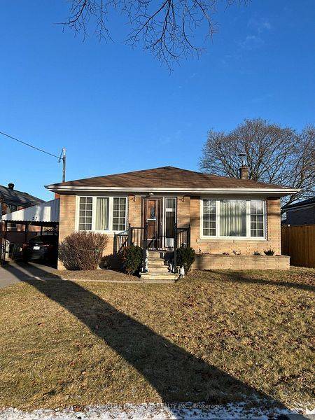 Toronto E08, ON M1K 3Y8,37 Tremelly CRES