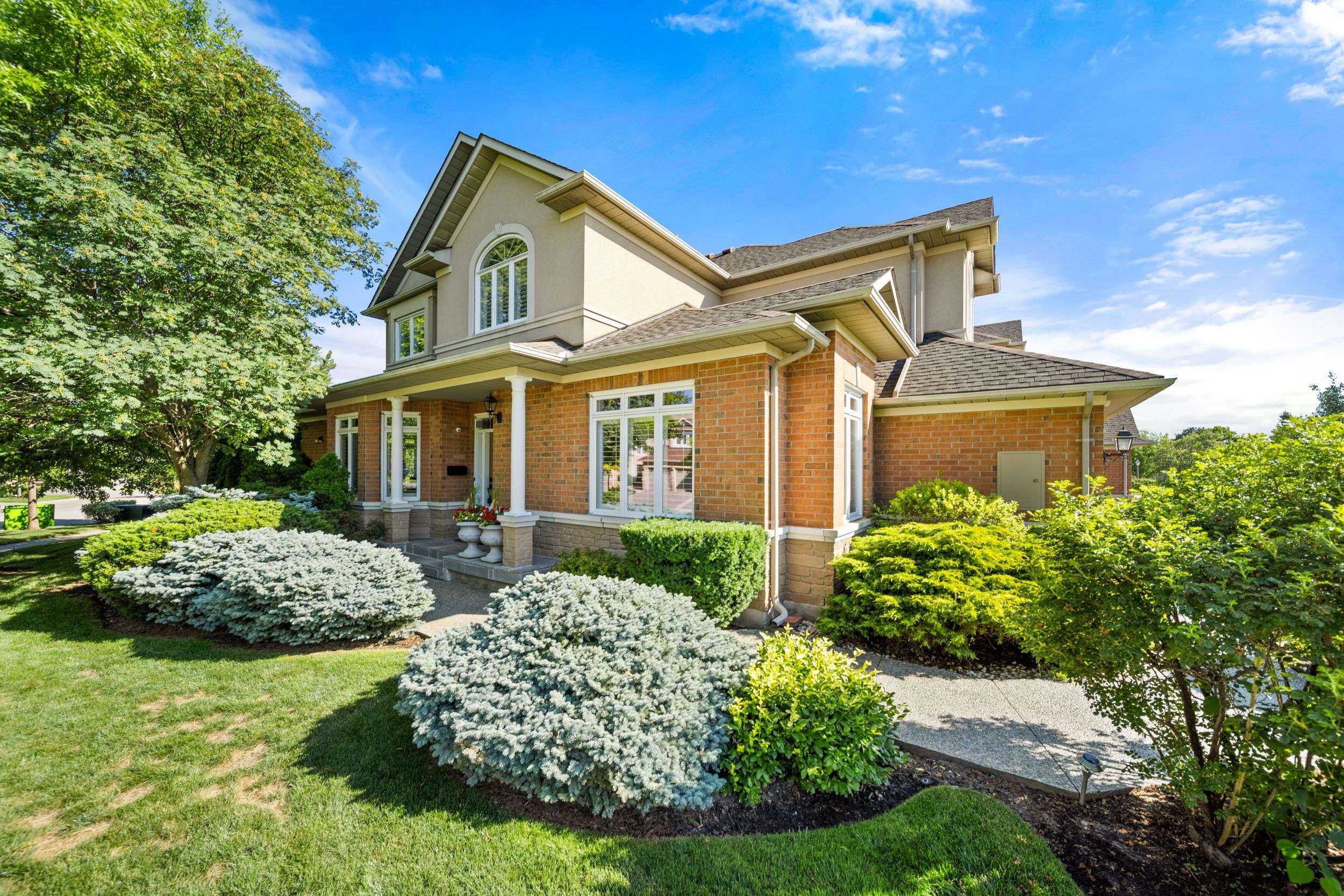 Burlington, ON L7M 4N2,4165 Stonebridge CRES