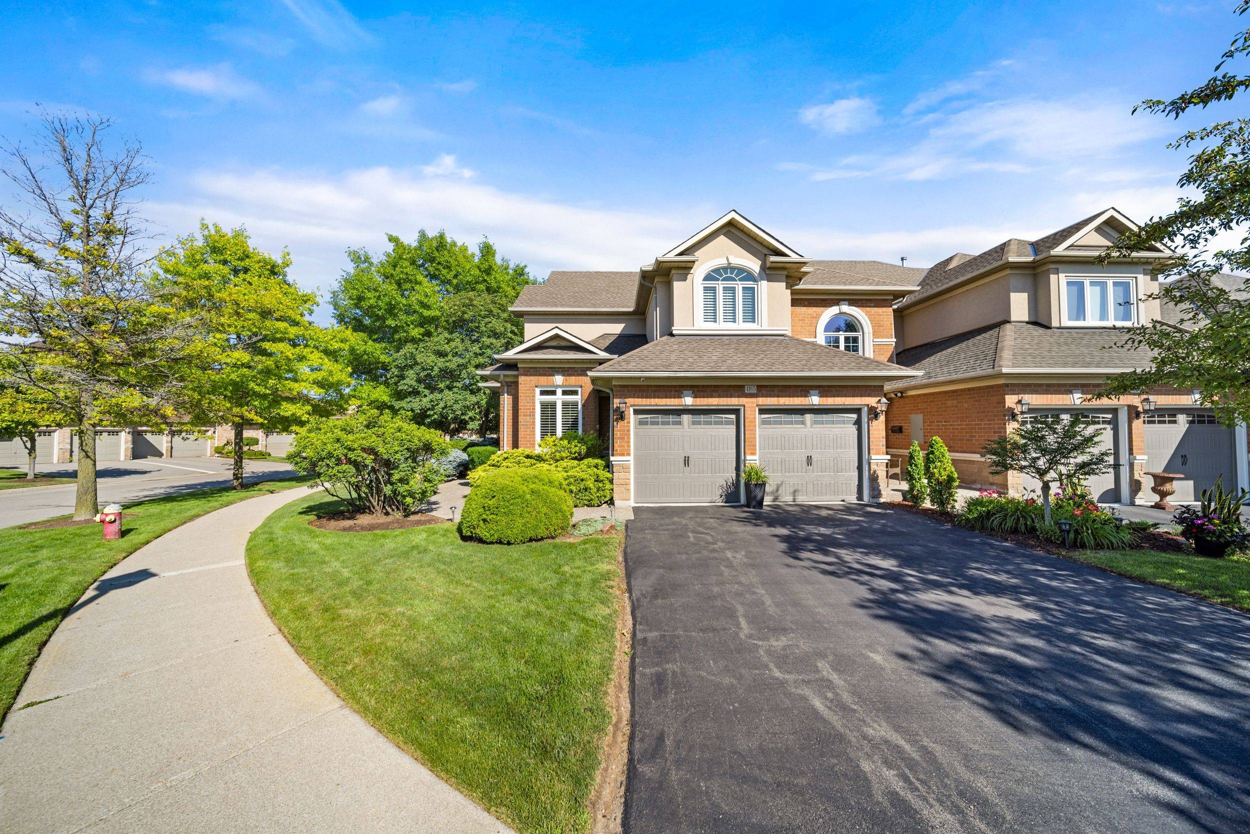 Burlington, ON L7M 4N2,4165 Stonebridge CRES