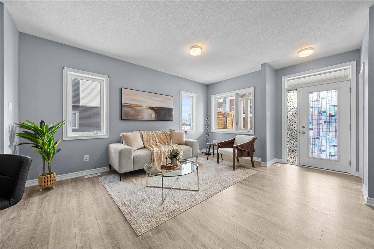 Kanata, ON K2V 0S3,915 Nautilus Private