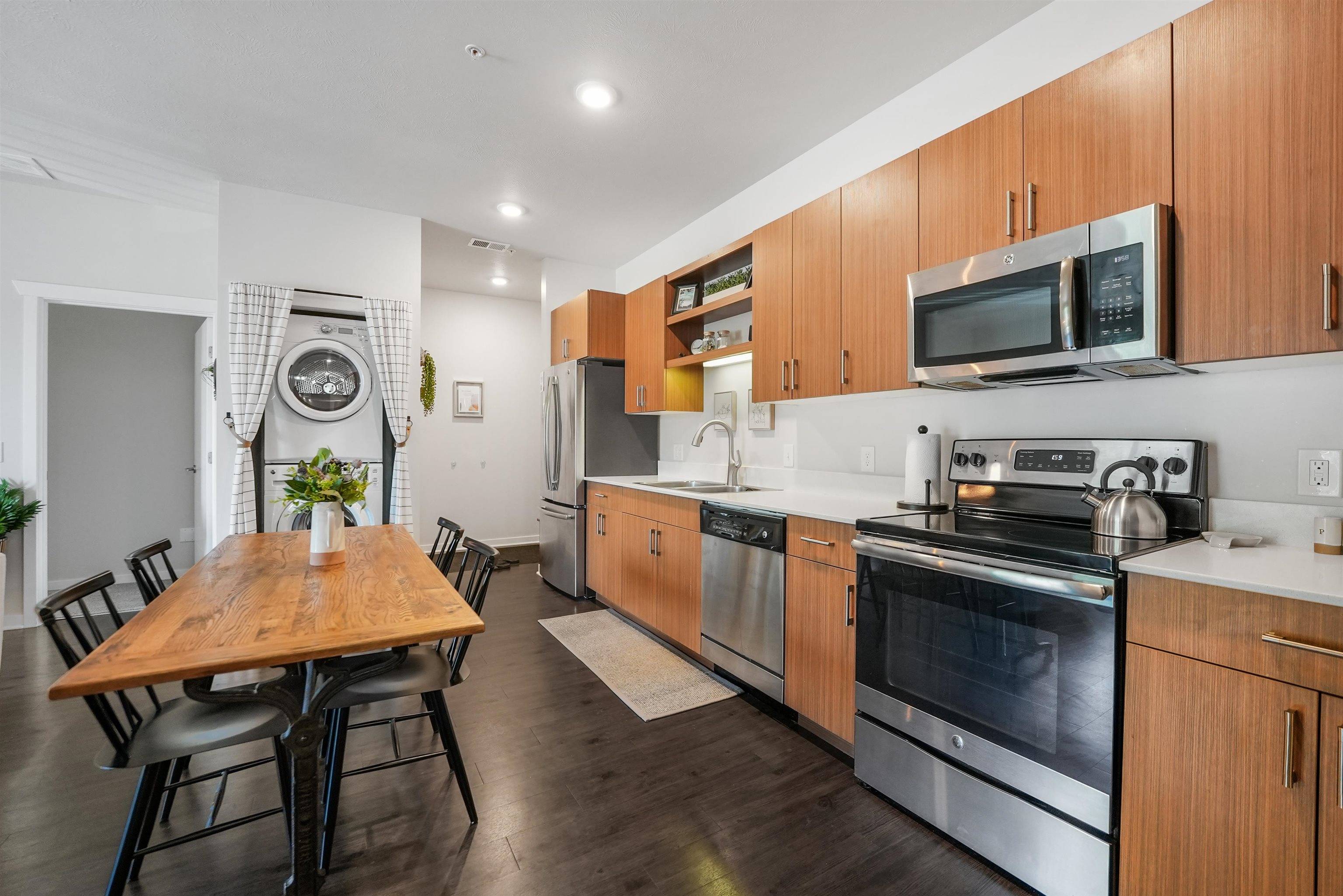 Traverse City, MI 49686,630-203 Garfield Avenue, S