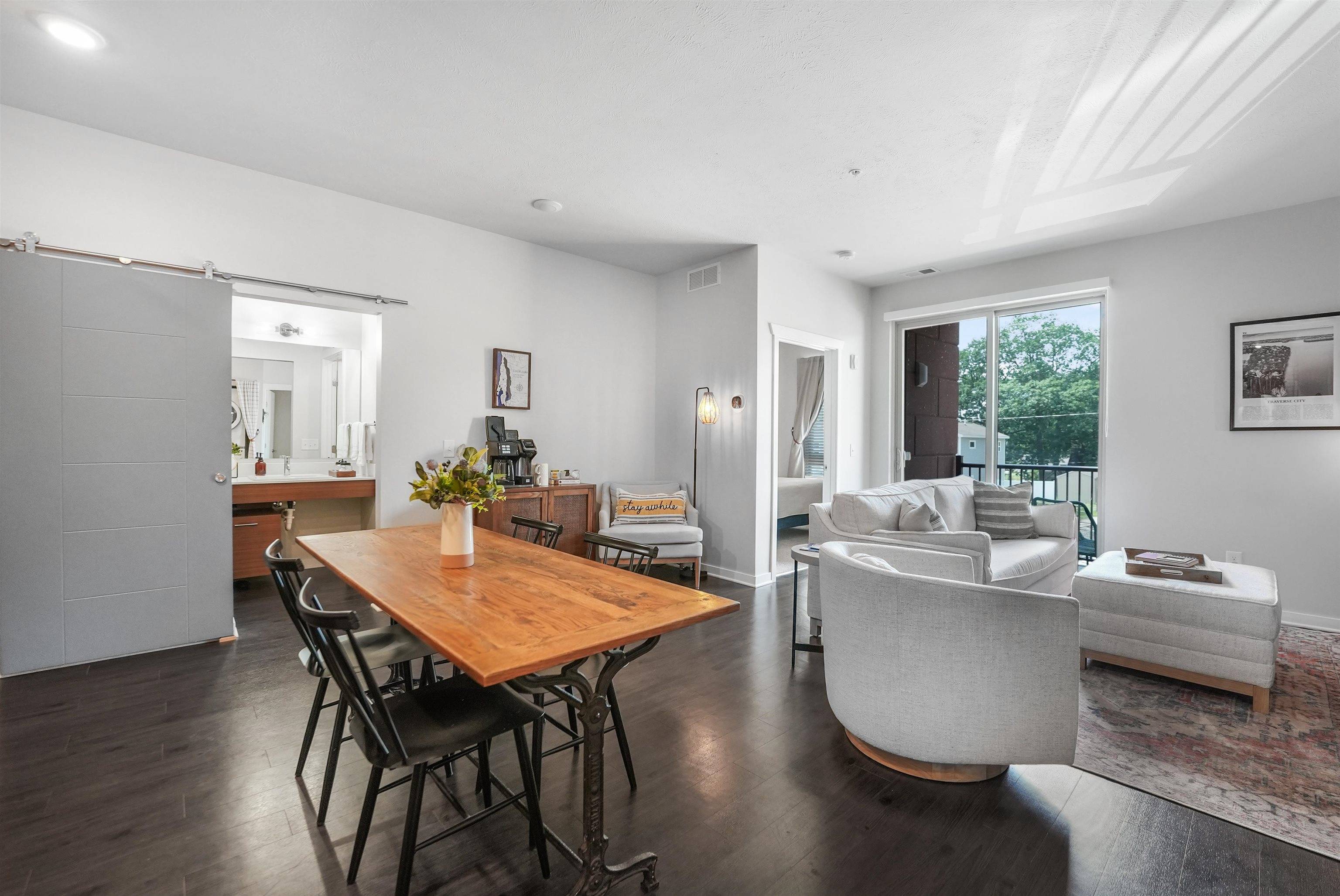 Traverse City, MI 49686,630-203 Garfield Avenue, S