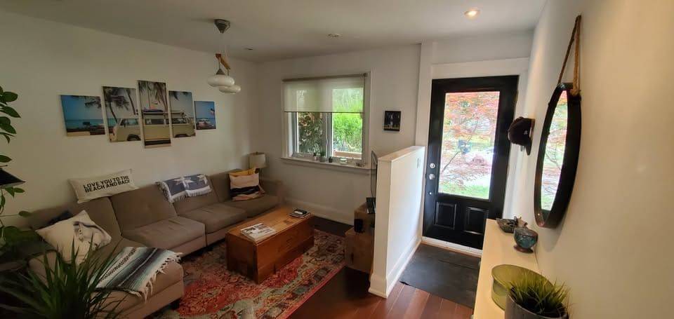 Toronto E01, ON M4J 1K8,187 Chatham AVE