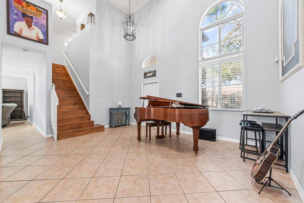 Davie, FL 33324,1422 SW 106th Way