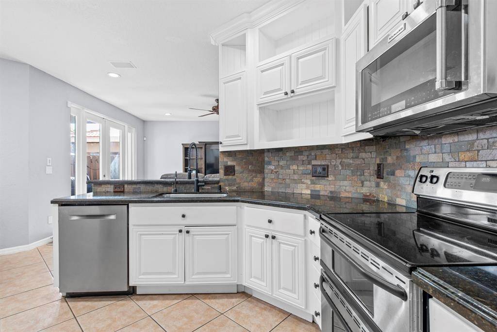 Davie, FL 33324,1422 SW 106th Way