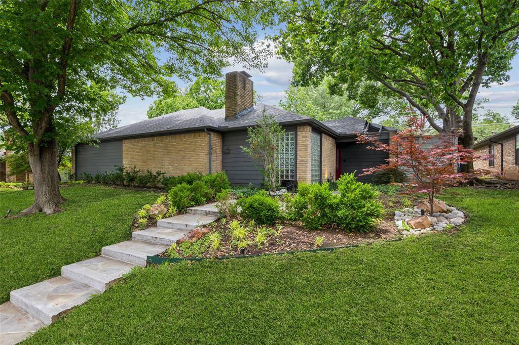 Dallas, TX 75231,7221 Pleasant View Drive