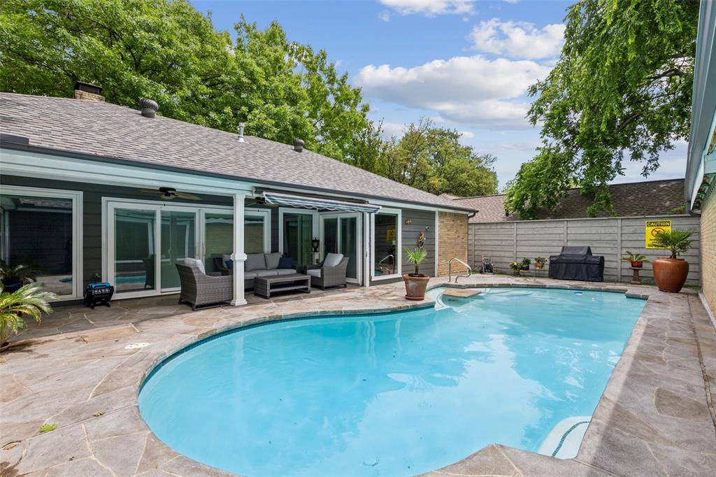 Dallas, TX 75231,7221 Pleasant View Drive