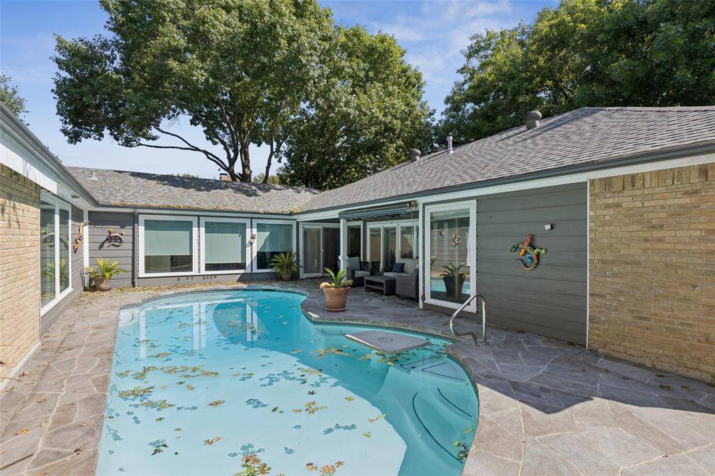 Dallas, TX 75231,7221 Pleasant View Drive