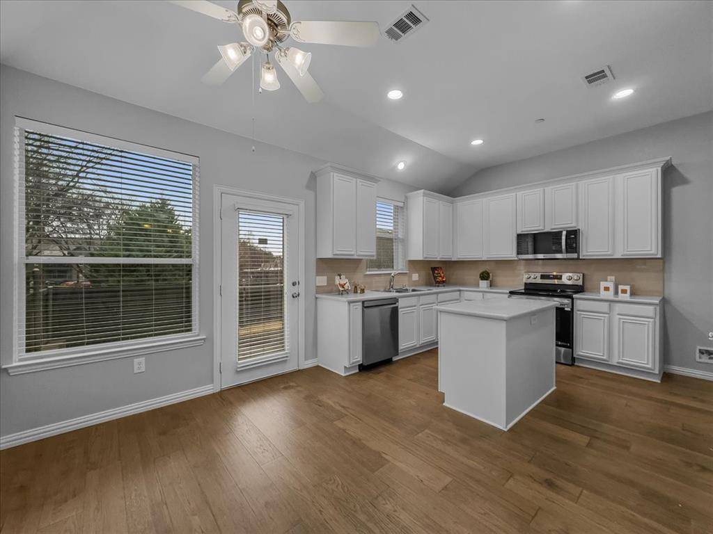 Plano, TX 75025,2837 Mott Street