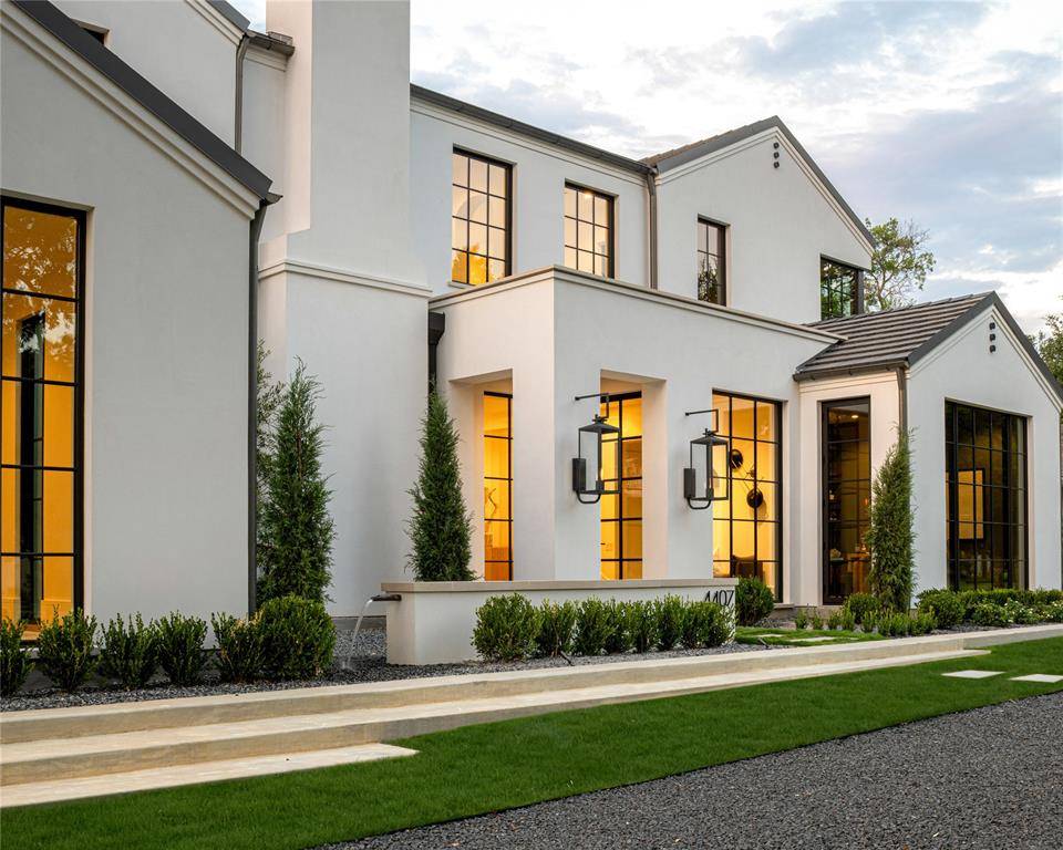 Dallas, TX 75229,4407 San Gabriel Drive