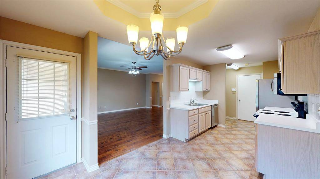 Tyler, TX 75703,5401 Hollytree Drive #1002