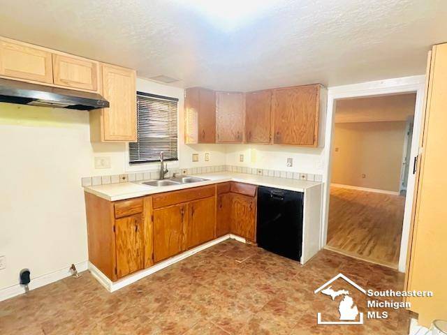 Monroe, MI 48161,711 W 5th ST