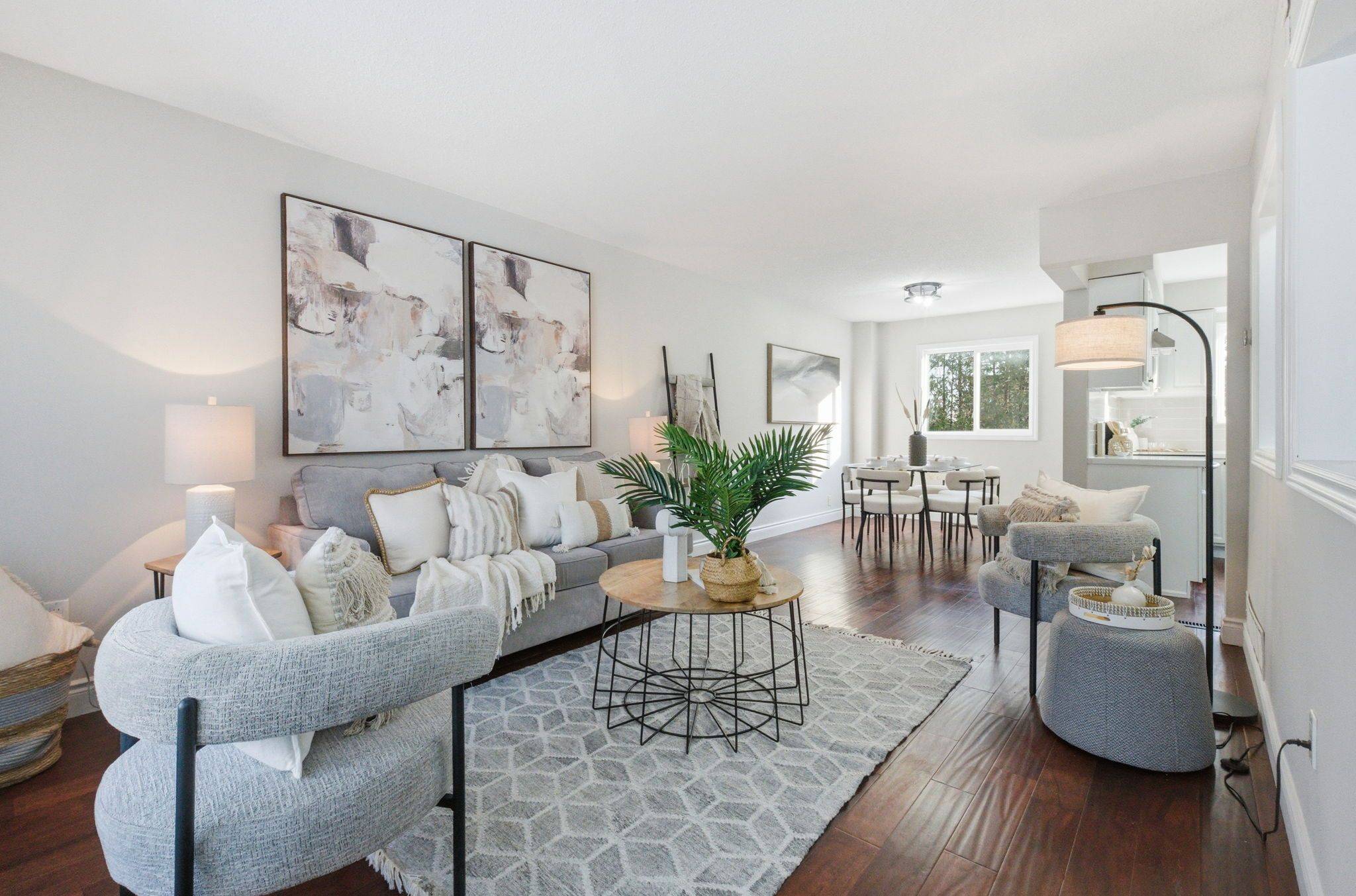 Oshawa, ON L1K 1H9,385 Daytona CT