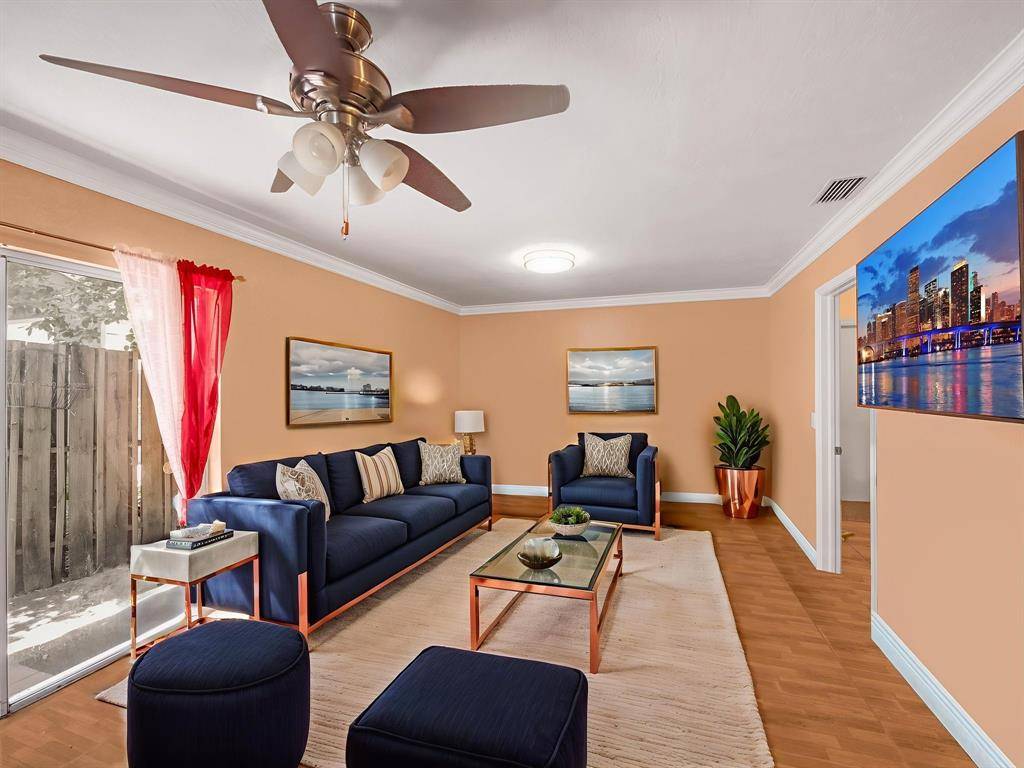 Plantation, FL 33322,10361 NW 11th Ct