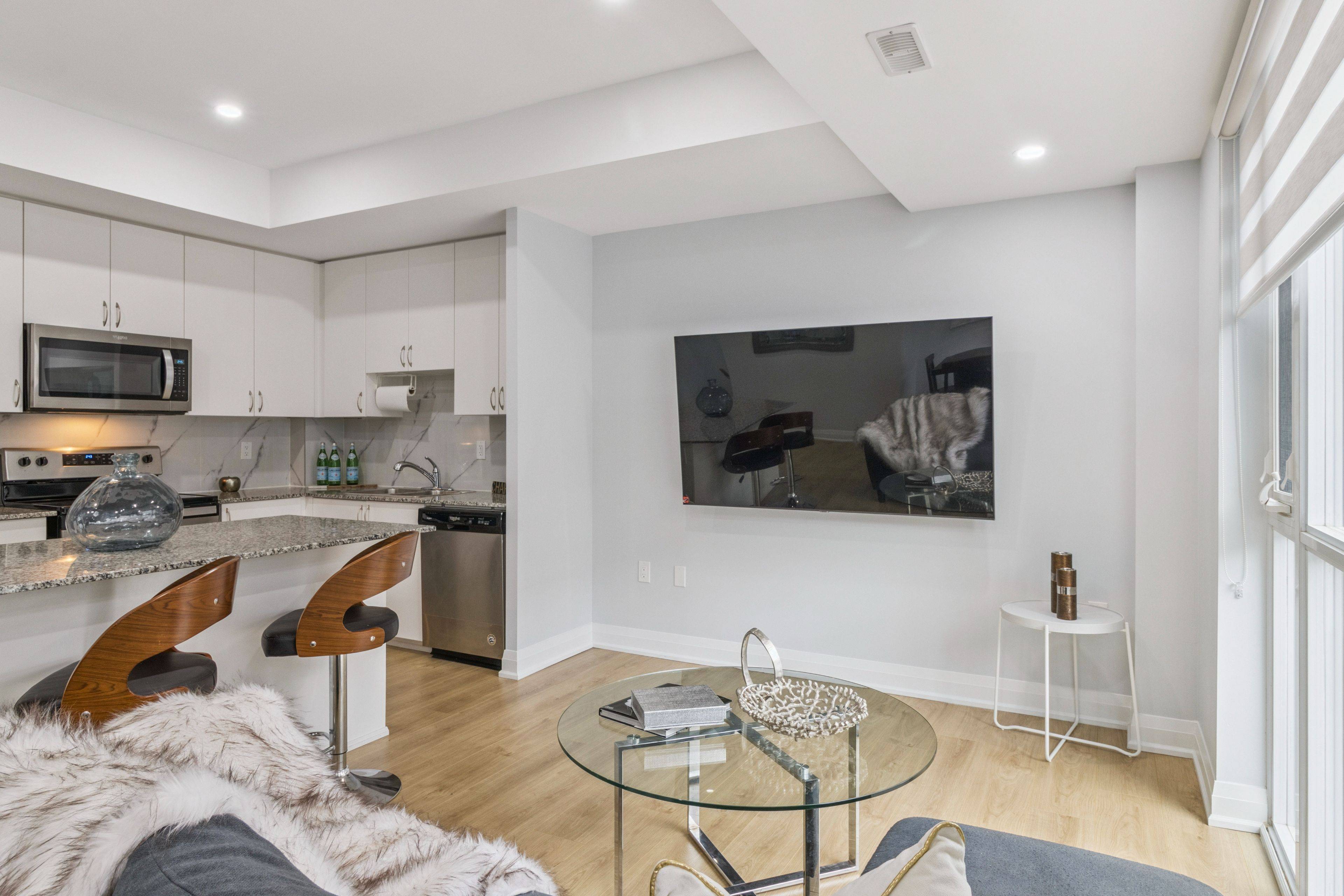 Vaughan, ON L4L 0J1,5289 Highway 7 N/A #D203