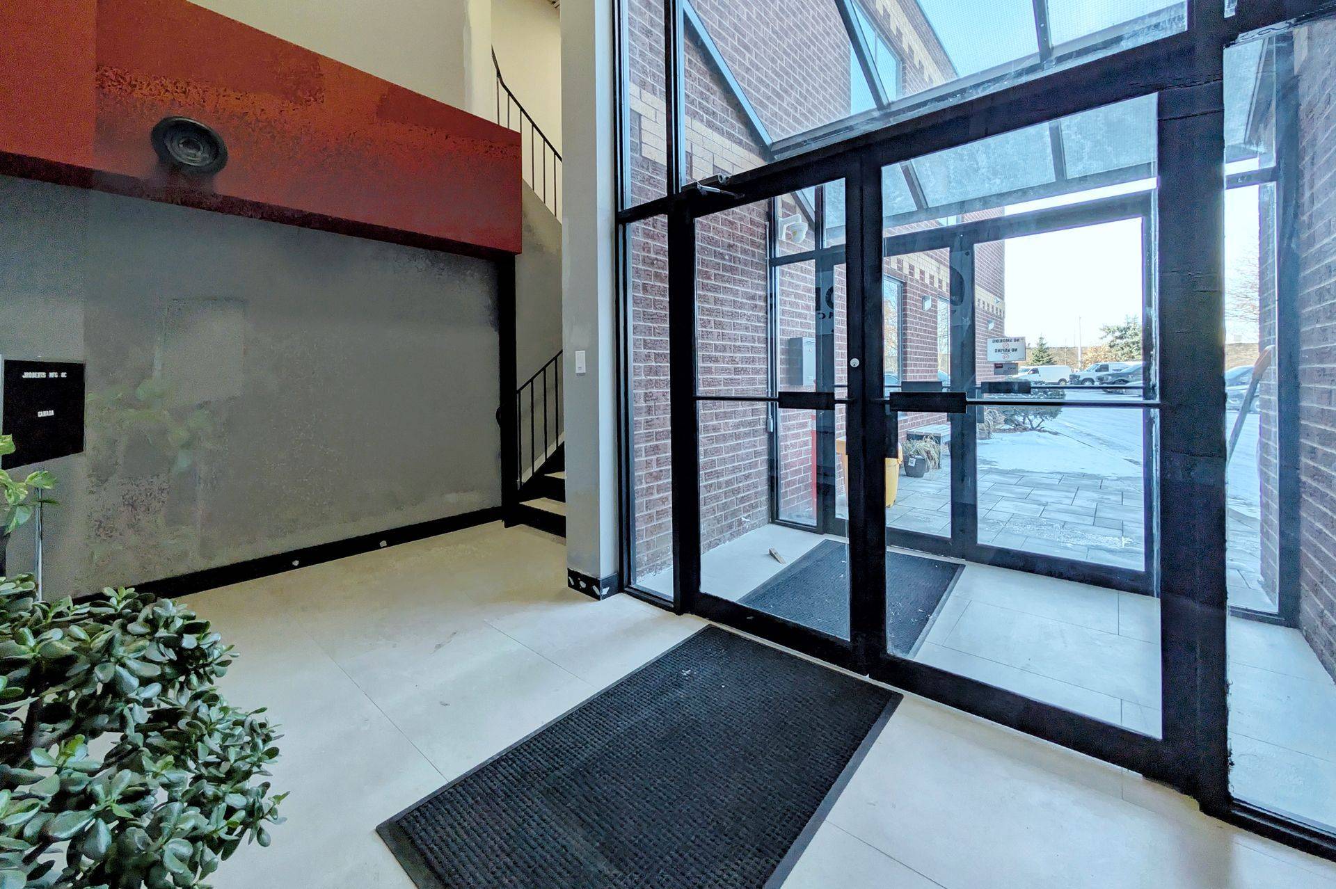 Vaughan, ON L4L 4A3,191 Vinyl CT #2nd Floor