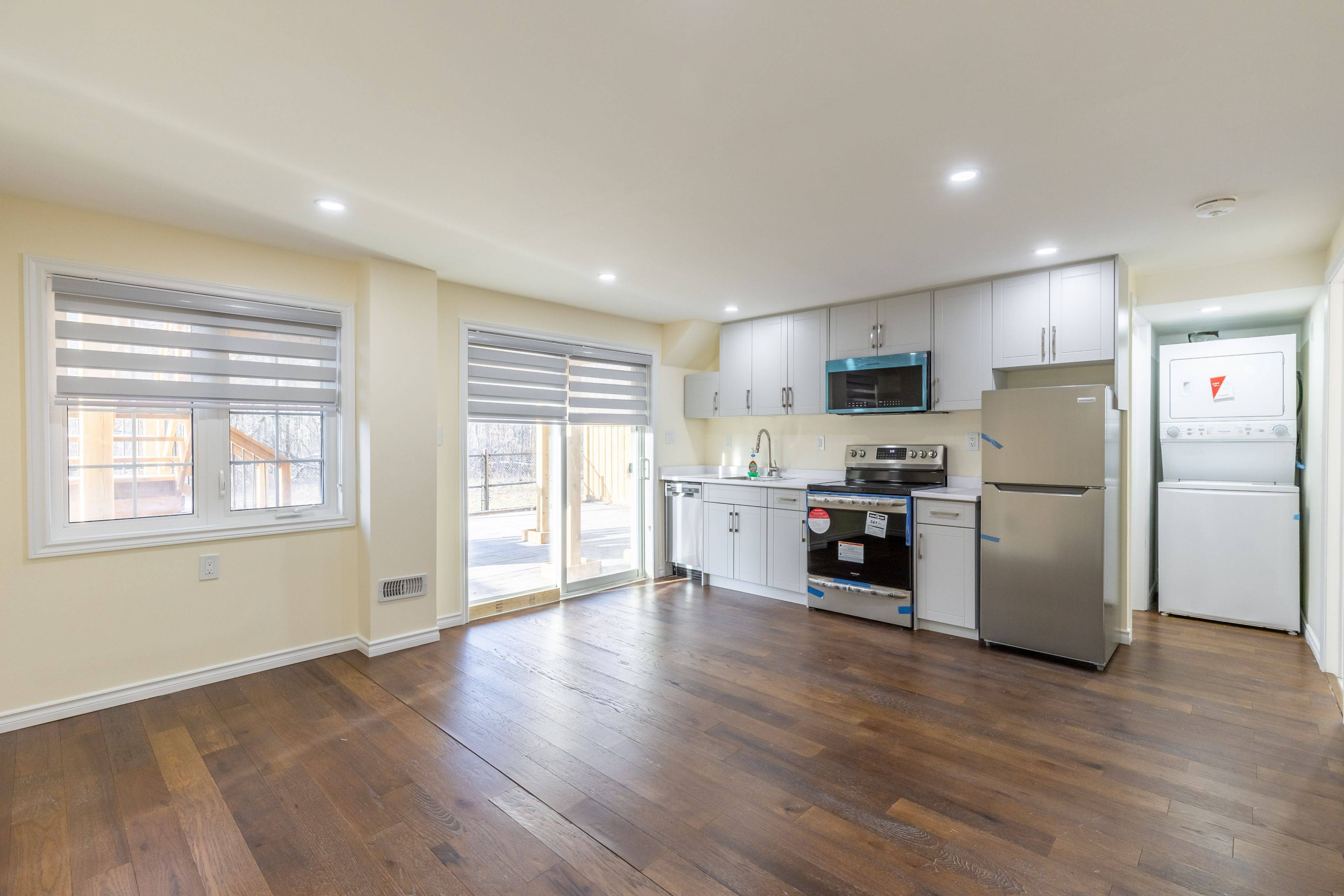 Milton, ON L9T 7E7,841 Magnolia TER